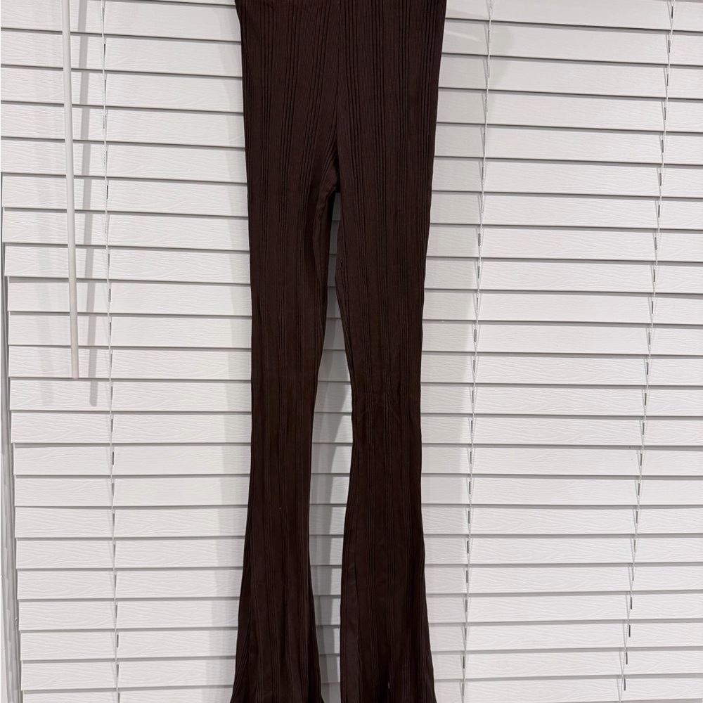 Zara Brown Ribbed leggings